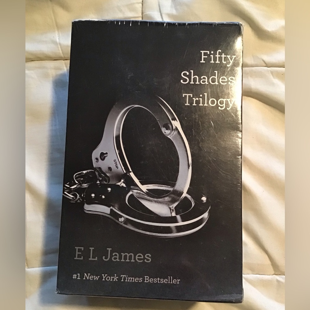 5 books by E. L. James Bundle